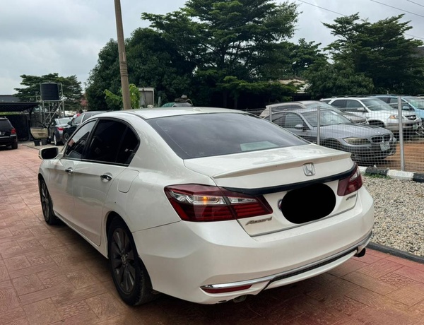 2011 HONDA CROSSTOUR FOR SALE IN ABUJA