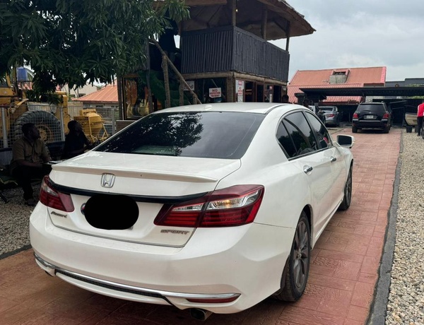 2011 HONDA CROSSTOUR FOR SALE IN ABUJA