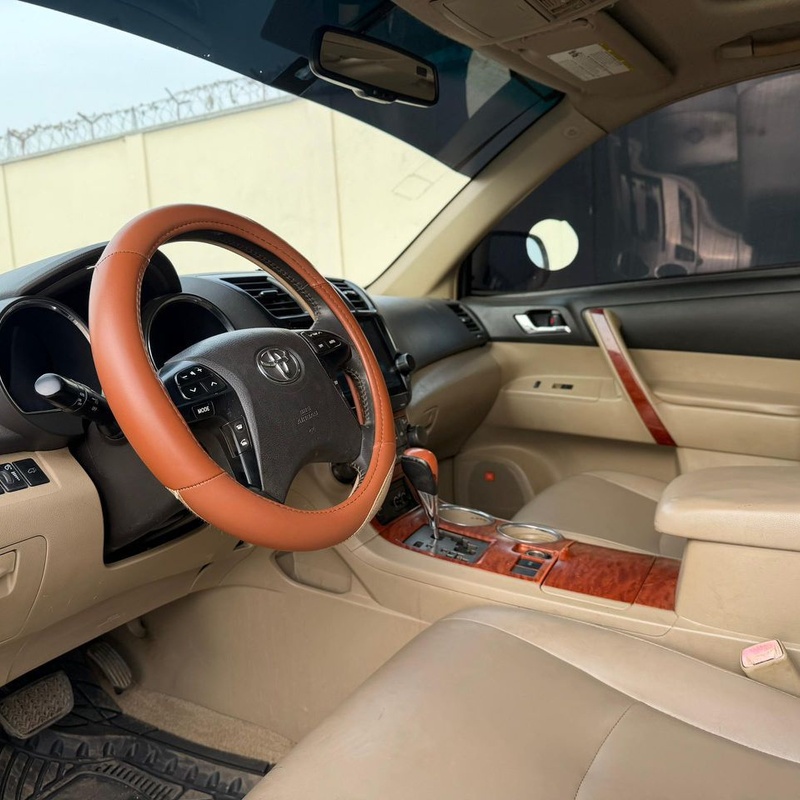 2011 KEYLESS TOYOTA HIGHLANDER FOR SALE IN KADUNA image