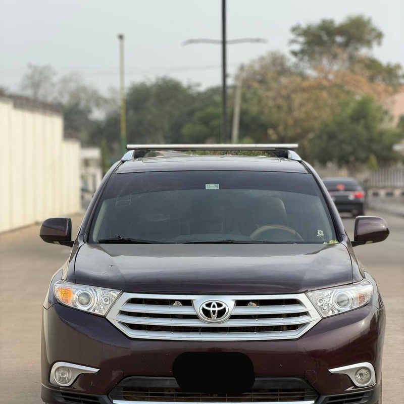 2011 KEYLESS TOYOTA HIGHLANDER FOR SALE IN KADUNA image