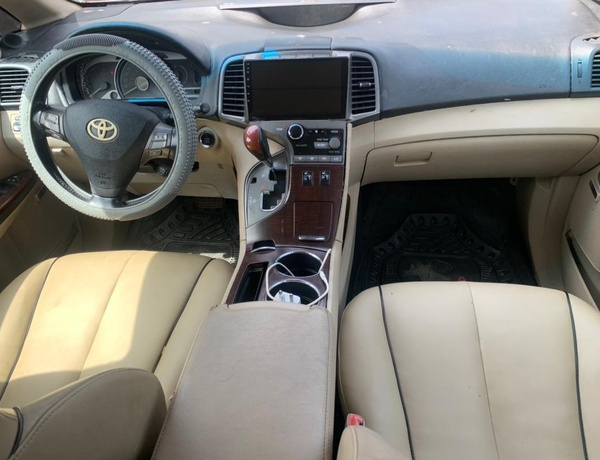 2011 KEYLESS TOYOTA VENZA FOR SALE IN  ABUJA