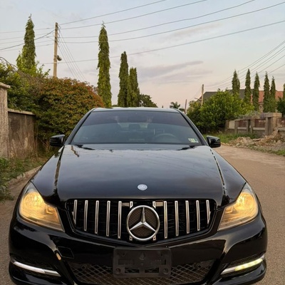 2011 MERCEDES BENZ C300 IN ABUJA FOR SALE