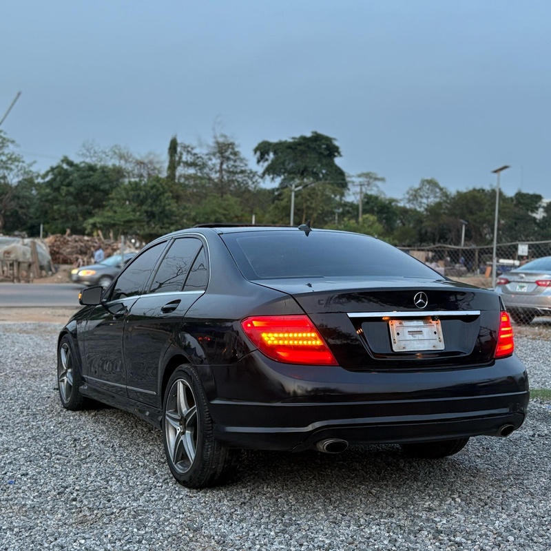 2011 MERCEDES BENZ C300 FOR SALE image