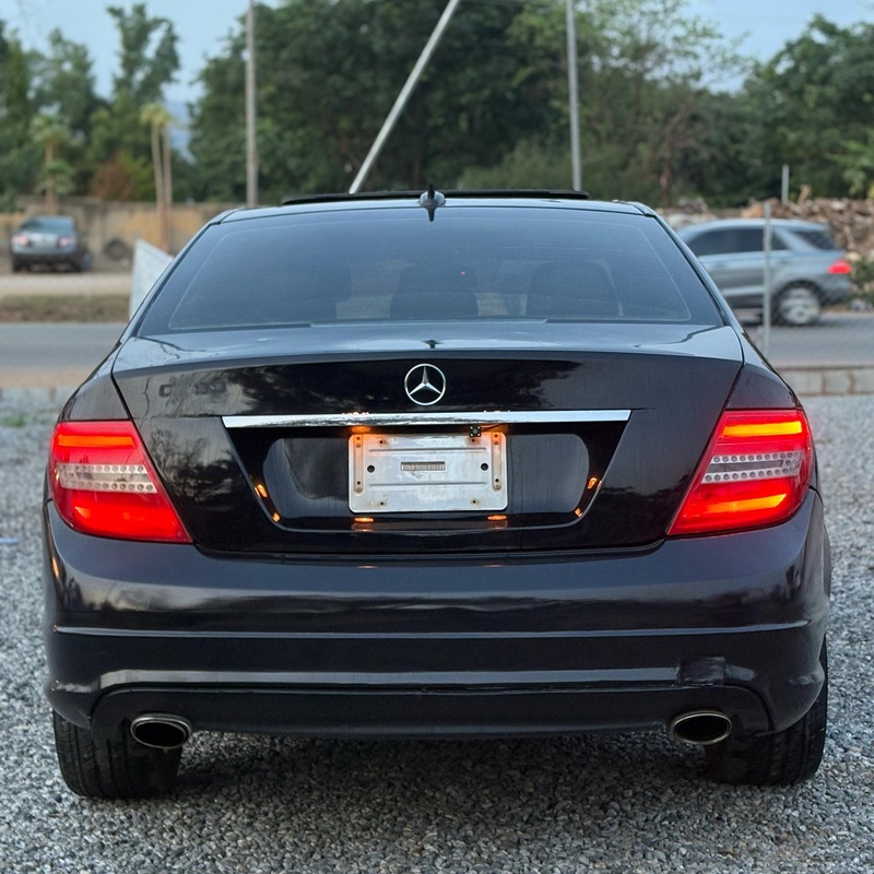2011 MERCEDES BENZ C300 FOR SALE image