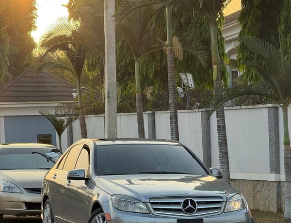 2011 MERCEDES BENZ C300 FOR SALE IN KADUNA