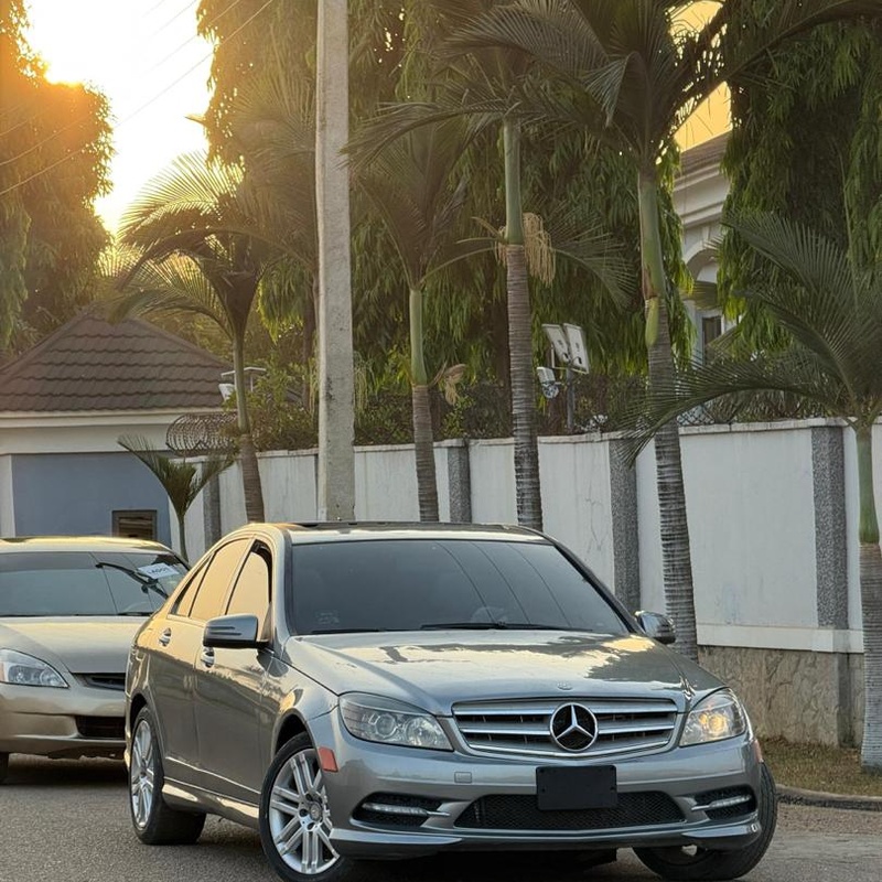 2011 MERCEDES BENZ C300 FOR SALE IN KADUNA image