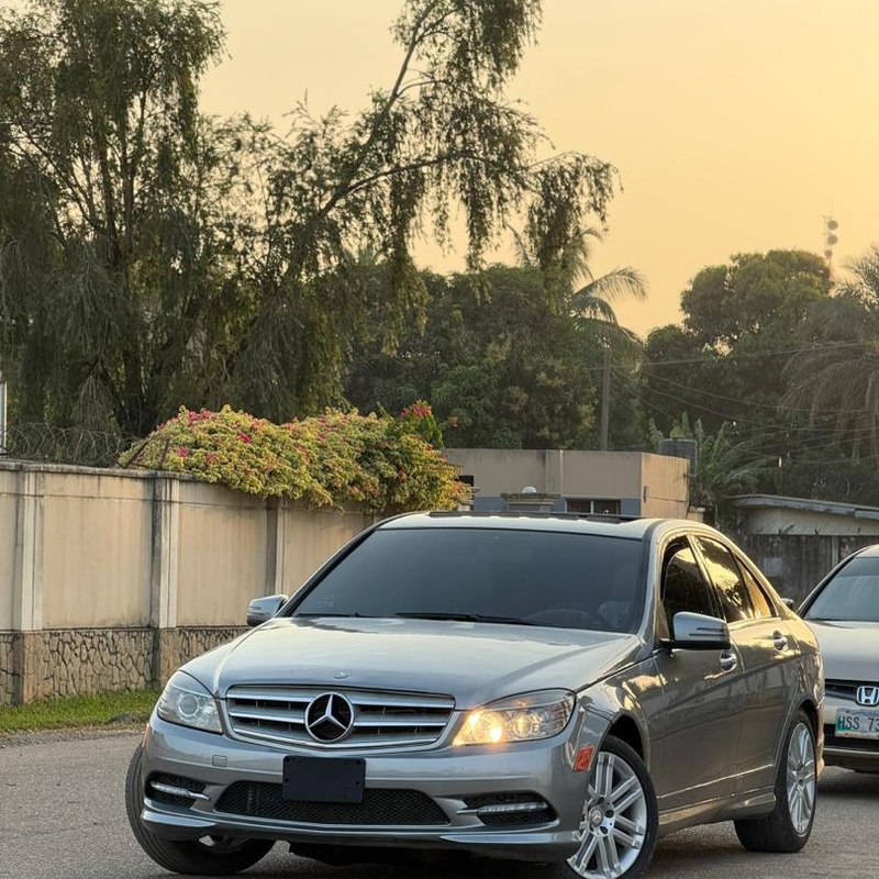 2011 MERCEDES BENZ C300 FOR SALE IN KADUNA image