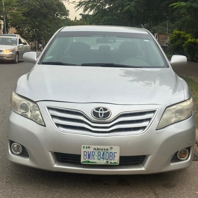 2011 TOYOTA CAMRY  FOR SALE IN ABUJA