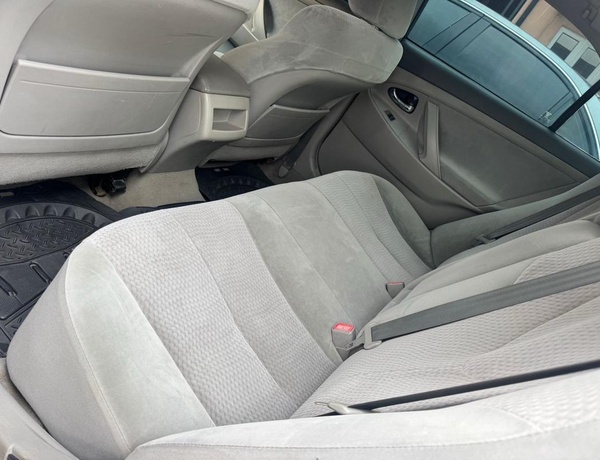 2011 TOYOTA CAMRY LE FOR SALE IN ABUJA