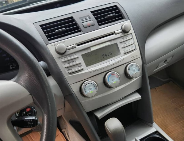 2011 Toyota Camry LE Toks  First Body