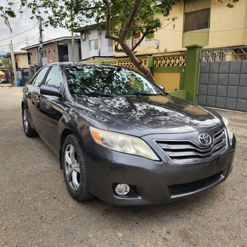2011 Toyota Camry LE Toks  First Body image