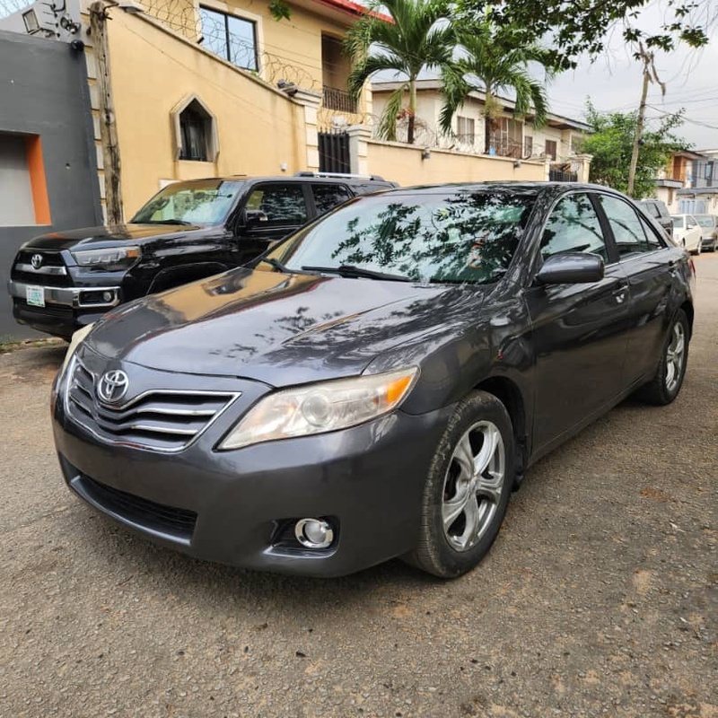 2011 Toyota Camry LE Toks   First Body image