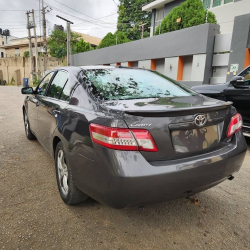 2011 Toyota Camry LE Toks   First Body