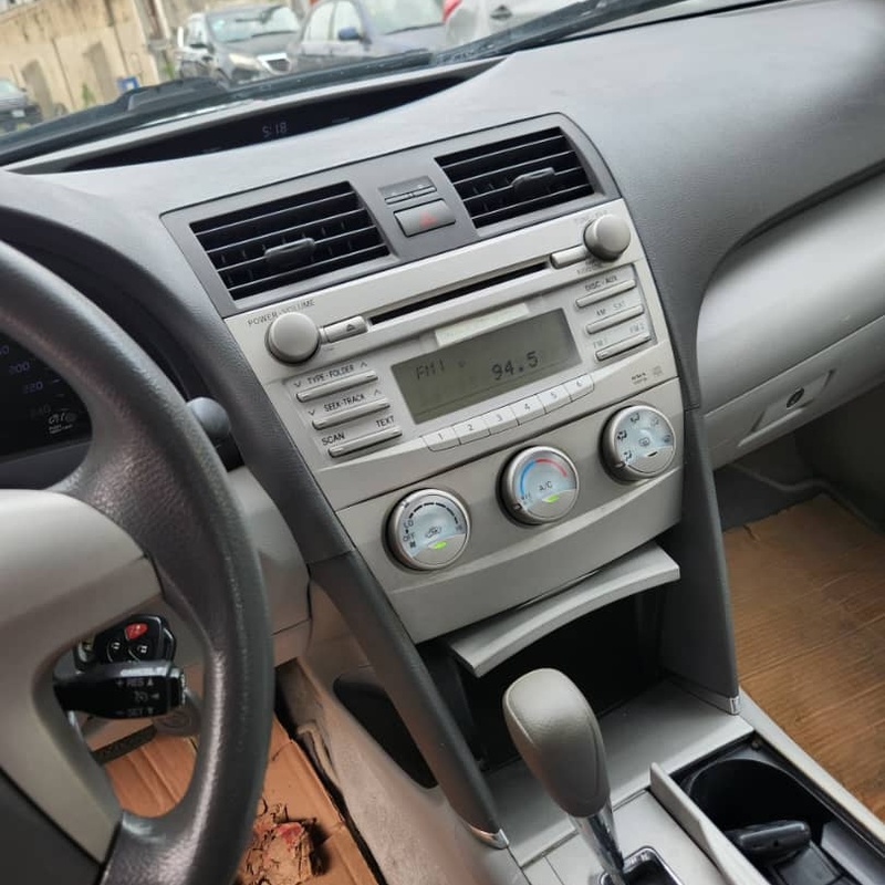 2011 Toyota Camry LE Toks   First Body image