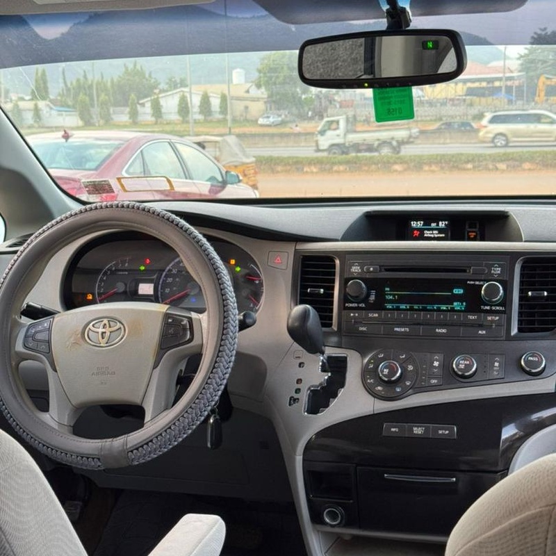 2011 TOYOTA SIENNA FOR SALE IN ABUJA image