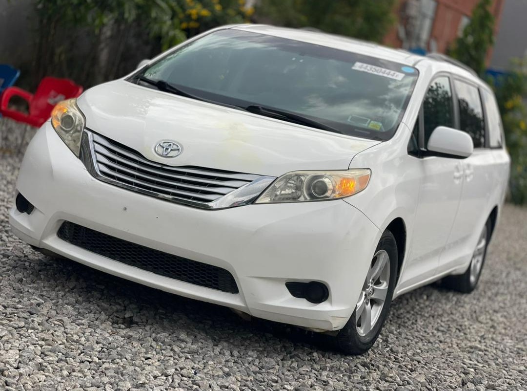 Nigerian Cars Hero Image