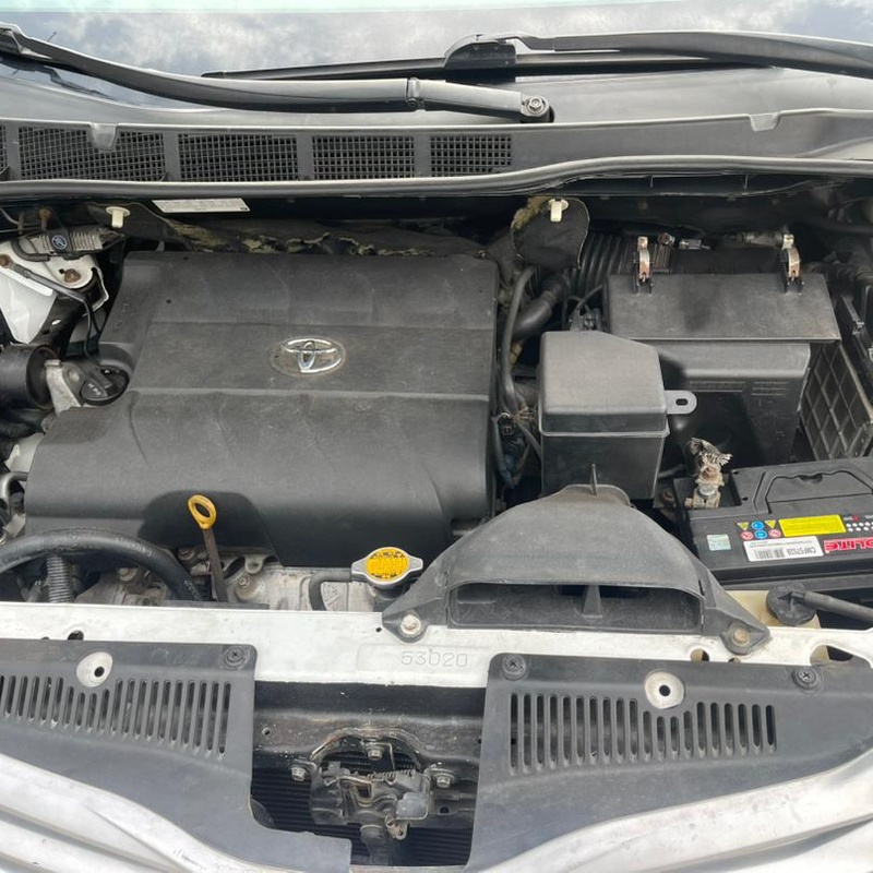 2011 TOYOTA SIENNA LE FOR SALE image