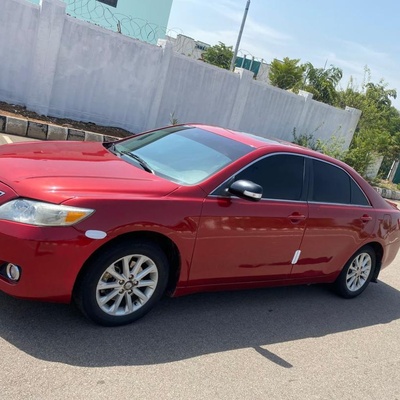 2011 UPGRADED TOYOTA CAMRY FOR SALE