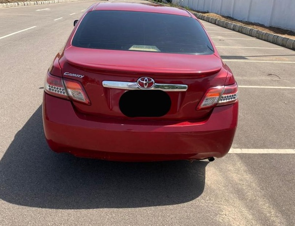 2011 UPGRADED TOYOTA CAMRY FOR SALE