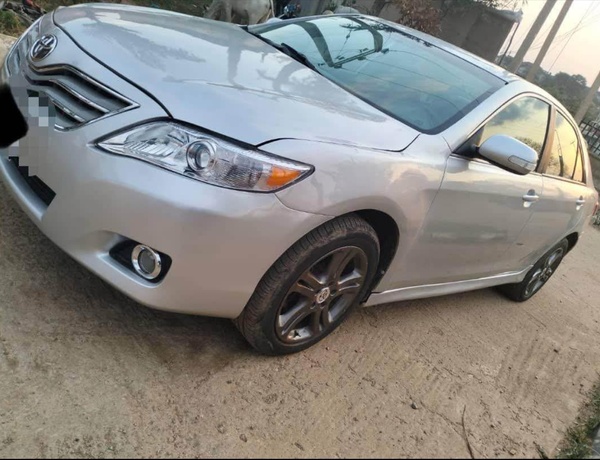 2011 UPGRADED TOYOTA CAMRY FOR SALE IN ABUJA