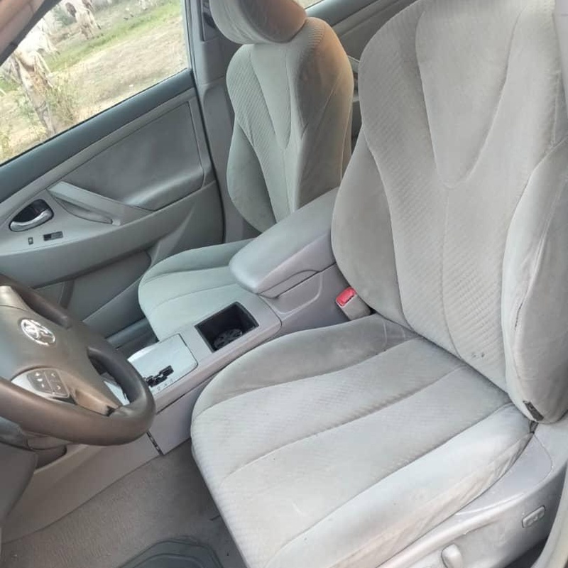 2011 UPGRADED TOYOTA CAMRY LE FOR SALE image