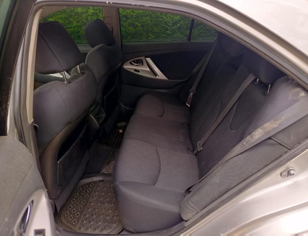 2011 UPGRADED TOYOTA CAMRY SE FOR SALE