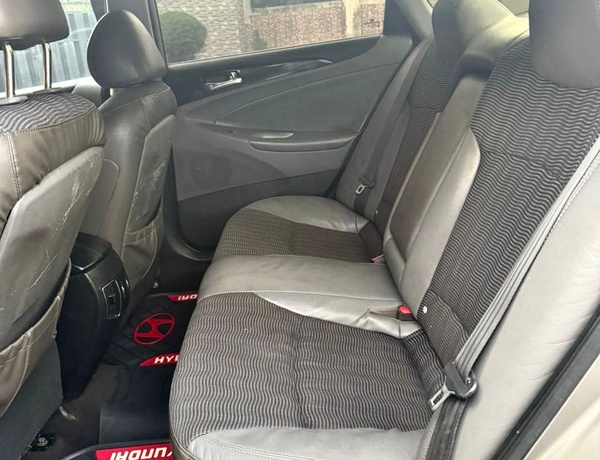 2012 HYUNDAI SONATA FOR SALE IN ABUJA