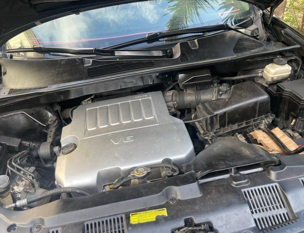 2012 KEYLESS TOYOTA HIGHLANDER FOR SALE IN ABUJA