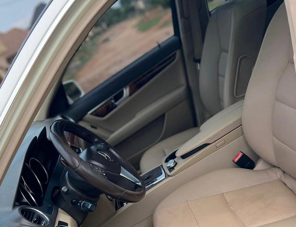 2012 MERCEDES BENZ C300 FOR SALE