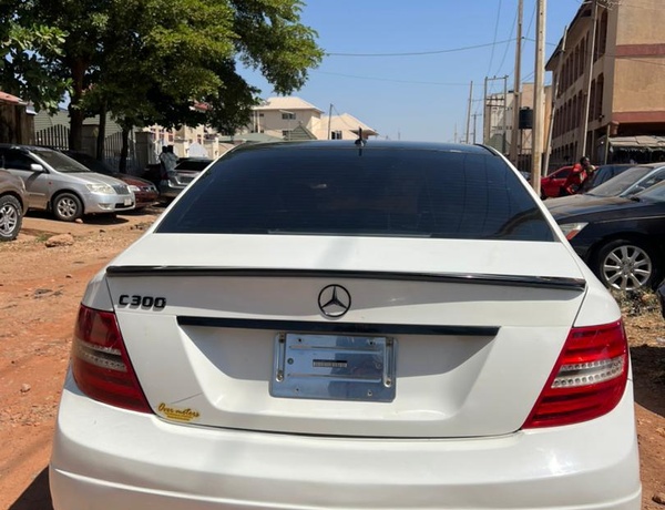 2012 MERCEDES BENZ C300 FOR SALE IN KADUNA