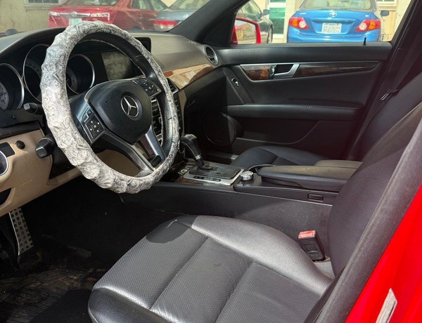 2012 MERCEDES BENZ C300 FOR SALE IN ABUJA