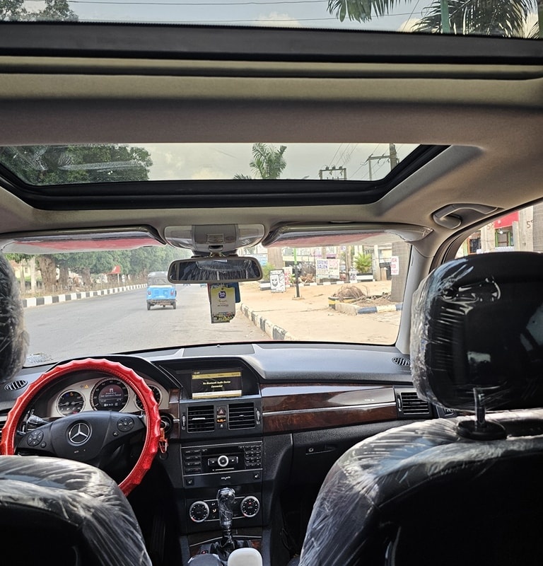 2012 Mercedes-Benz GLK350 4matic image