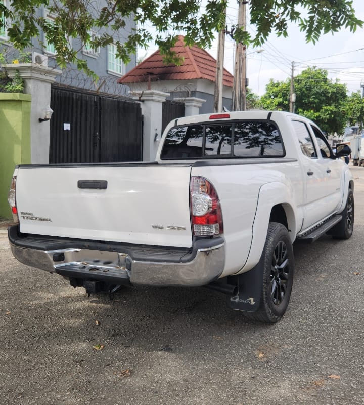 2012 Toyota Tacoma for Sale In Ikeja Lagos image