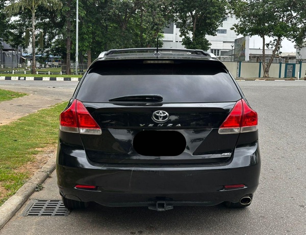 2012 TOYOTA VENZA FOR SALE IN ABUJA