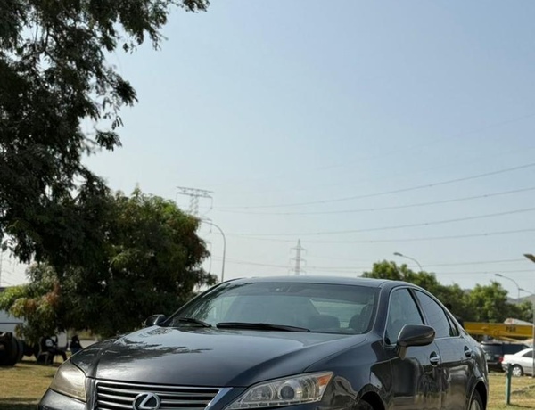 2012 UPGRADED LEXUS ES350 FOR SALE IN ABUJA