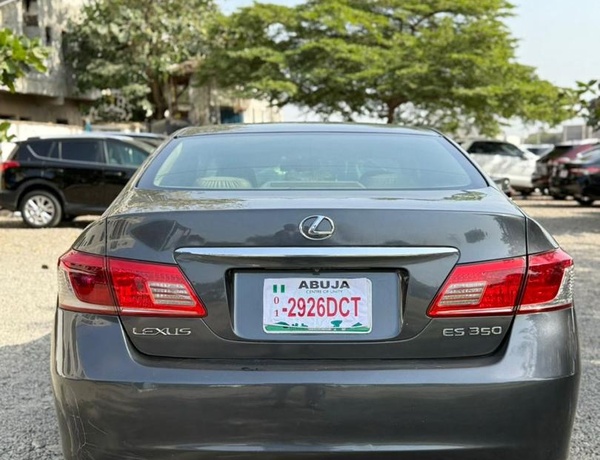 2012 UPGRADED LEXUS ES350 FOR SALE IN ABUJA