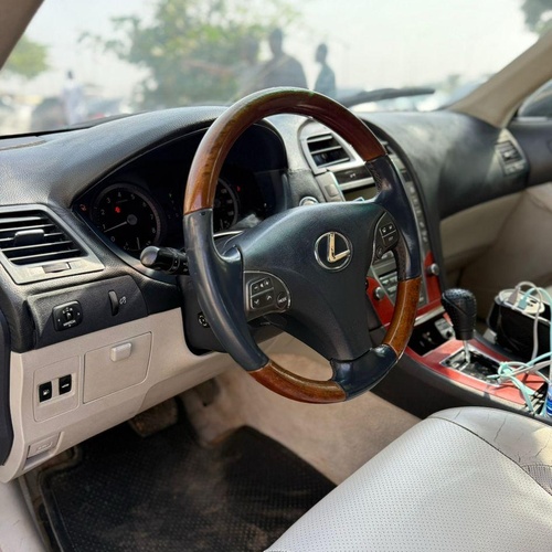2012 UPGRADED LEXUS ES350 FOR SALE IN ABUJA