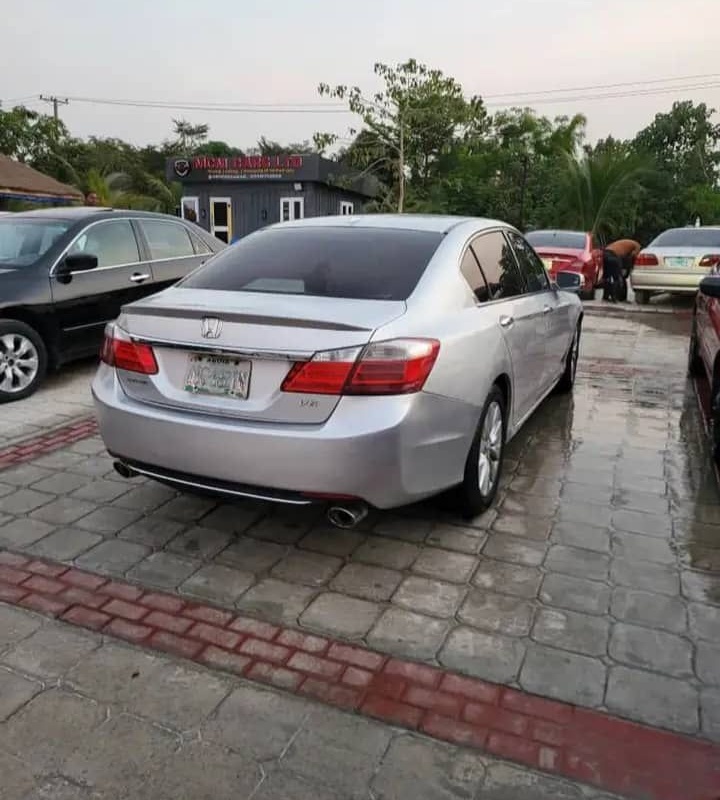 2013 HONDA ACCORD  FOR SALE IN ABUJA image