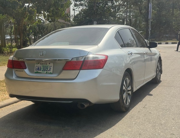 2013 HONDA ACCORD LX FOR SALE IN ABUJA