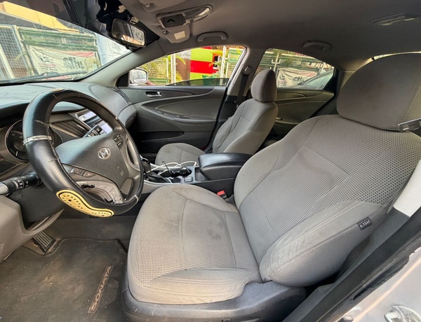 2013 HYUNDAI SONATA  FOR SALE IN ABUJA