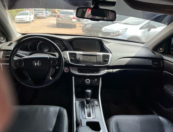 2013 KEYLESS HONDA ACCORD V6 FOR SALE IN KADUNA
