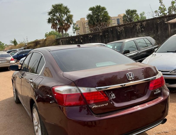 2013 KEYLESS HONDA ACCORD V6 FOR SALE IN KADUNA