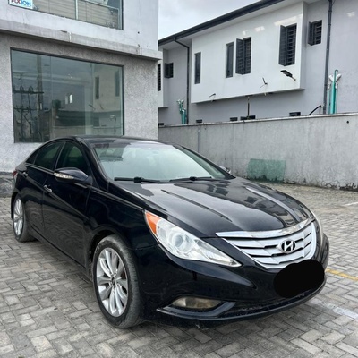 2013 KEYLESS HYUNDAI SONATA LIMITED FOR SALE IN ABUJA