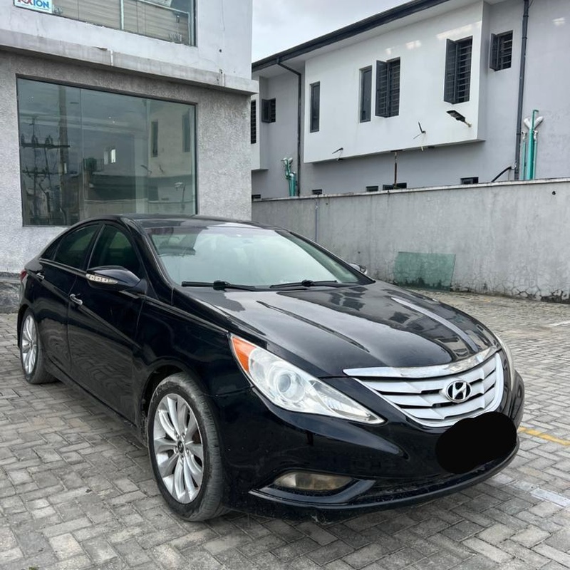 2013 KEYLESS HYUNDAI SONATA LIMITED FOR SALE IN ABUJA image