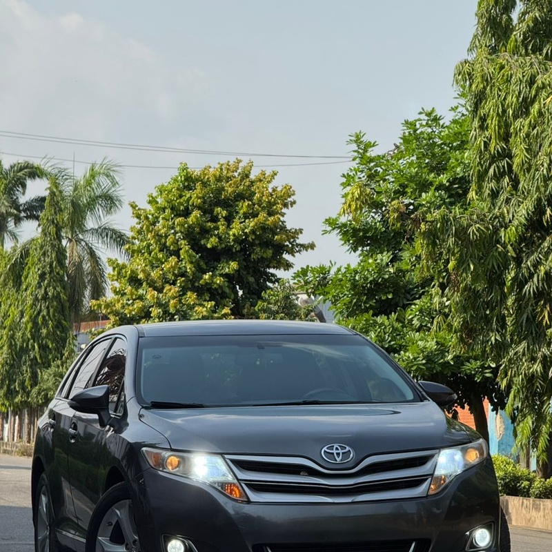 2013 KEYLESS TOYOTA VENZA FOR SALE IN LAGOS image