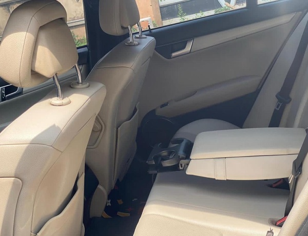 2013 MERCEDES BENZ C300 FOR SALE IN ABUJA