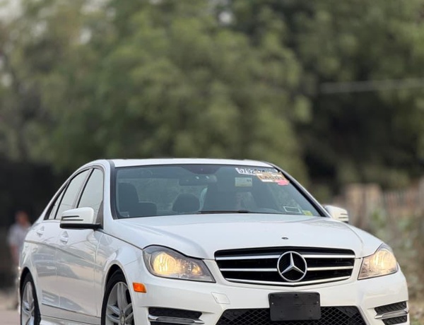 2013 MERCEDES BENZ C300 FOR SALE IN KANO