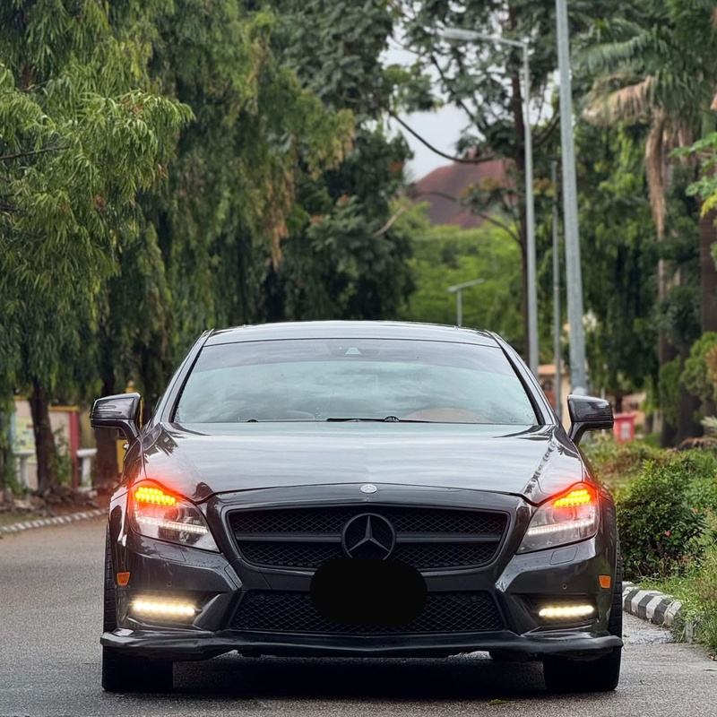 2013 MERCEDES BENZ CLS550 V8 FOR SALE image