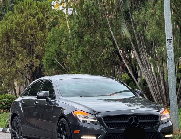 2013 MERCEDES BENZ CLS550 V8 FOR SALE