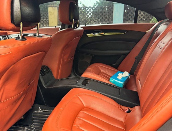 2013 MERCEDES BENZ CLS550 V8 FOR SALE